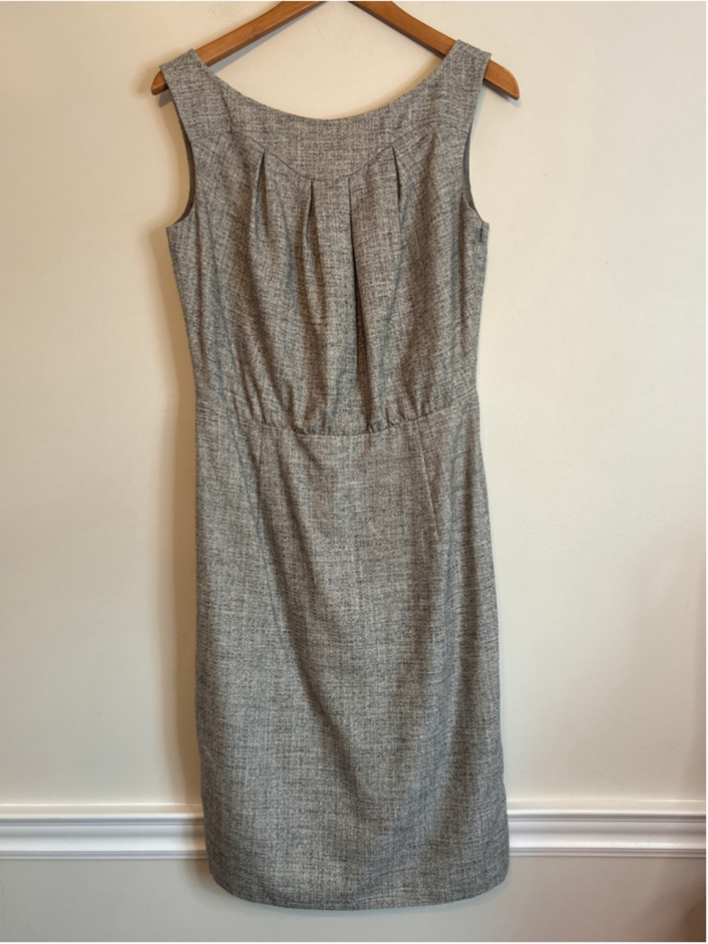 Escada Sleeveless Silk Wool Blend Midi Dress Grey Womens Size 38 Quiet Luxury